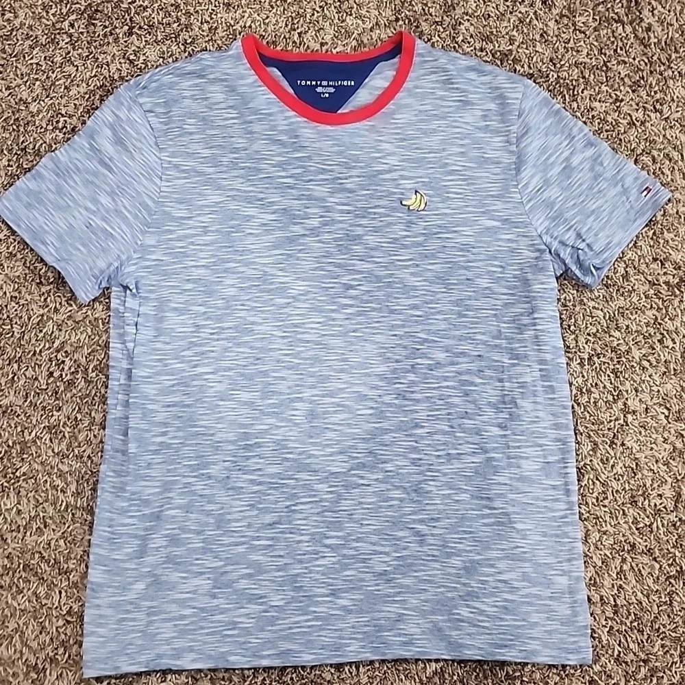 Tommy Hilfigure tshirt size L
